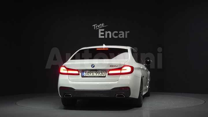 BMW 5 Series 2021 — 4