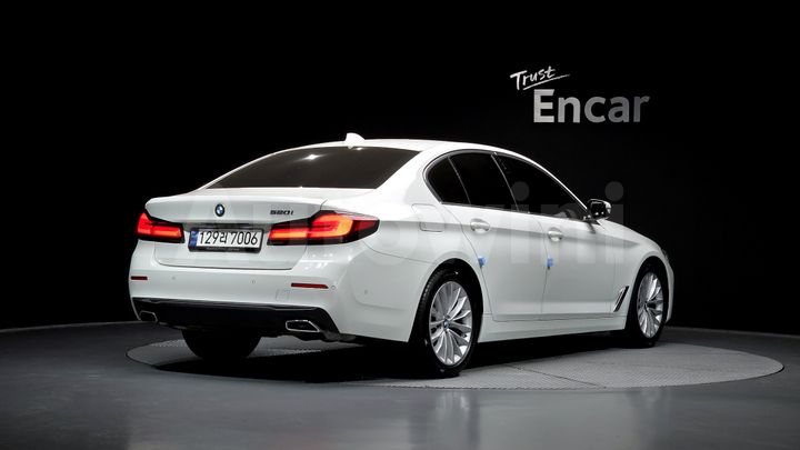 BMW 5 Series 2023 — 2