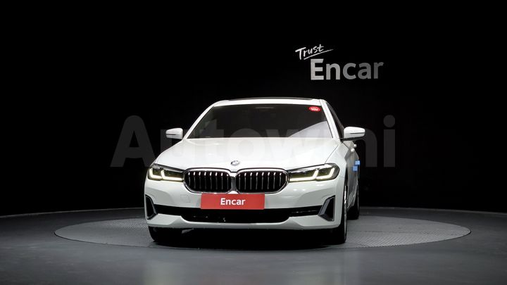 BMW 5 Series 2023 — 3
