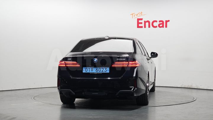 BMW i5 2025 — 4