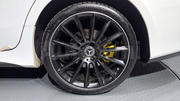 Mercedes Benz CLS Class 2019 — 5