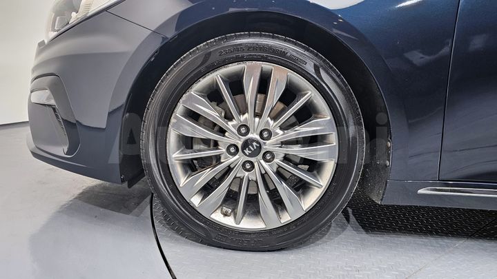 Kia K5 2019 — 5
