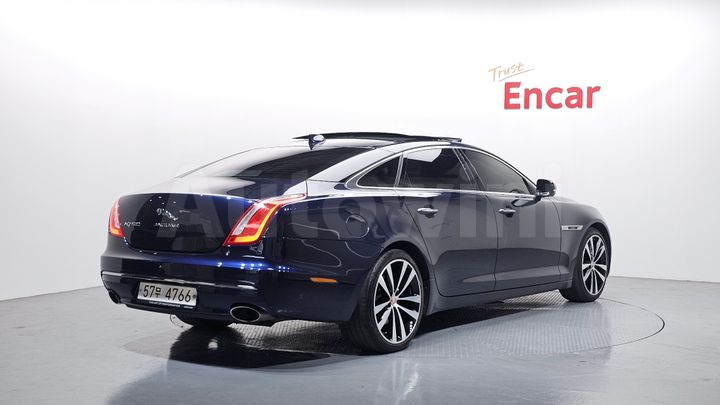 Jaguar XJ 2019 — 2
