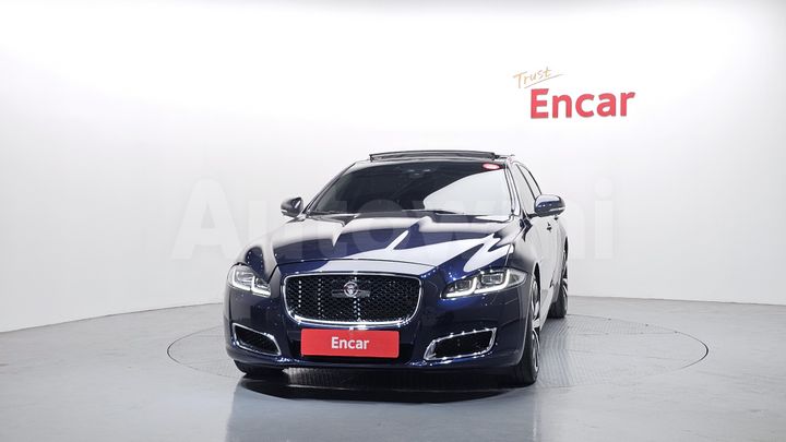 Jaguar XJ 2019 — 3