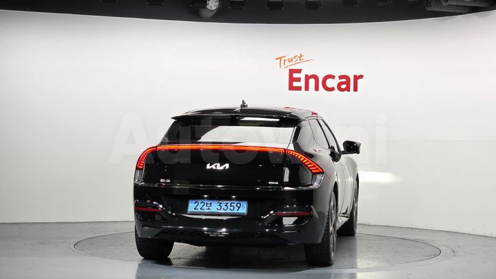Kia EV6 2022 — 4
