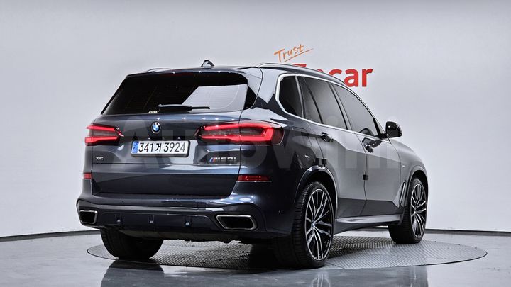 BMW X5 2022 — 2