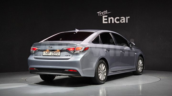 Hyundai Sonata 2015 — 2