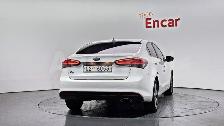 Kia K3 2018 — 4