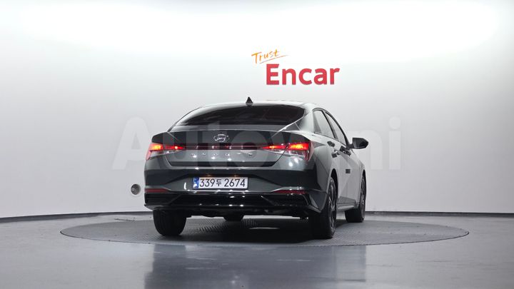 Hyundai Avante 2023 — 4
