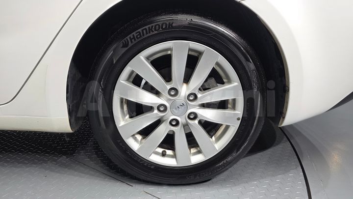 Kia K3 2013 — 5