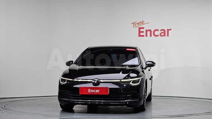 Volkswagen Golf 2022 — 2