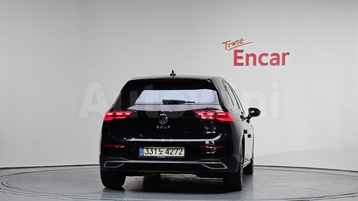 Volkswagen Golf 2022 — 3