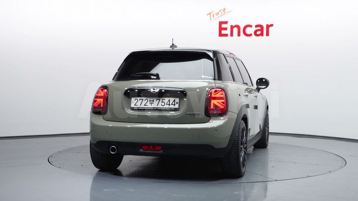 Mini Cooper 2020 — 4