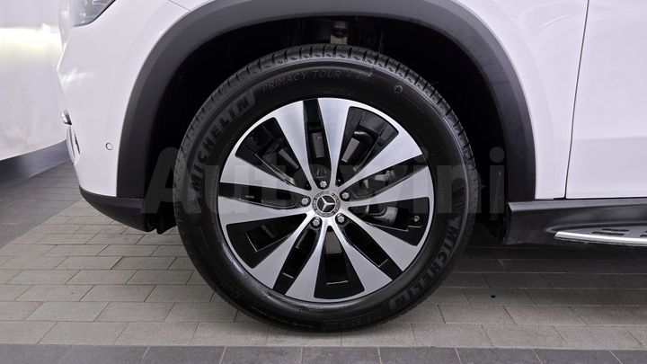 Mercedes Benz GLE Class 2024 — 5