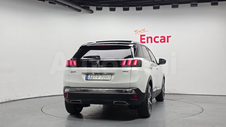 Peugeot 3008 2021 — 4