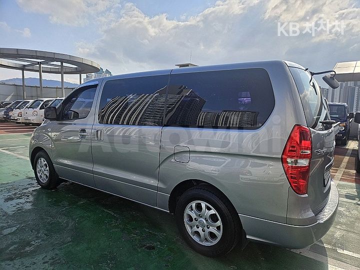 Hyundai Starex 2015 — 3