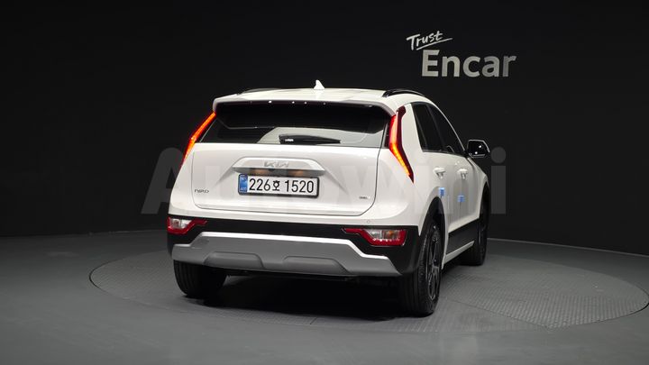 Kia Niro 2026 — 4