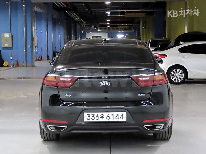 Kia K7 2016 — 3
