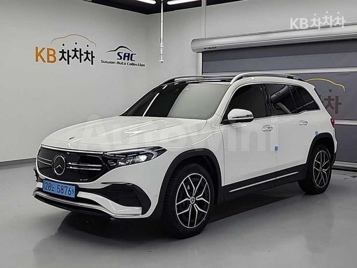 Mercedes Benz EQB