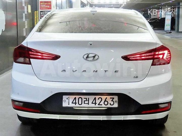 Hyundai Avante 2019 — 5