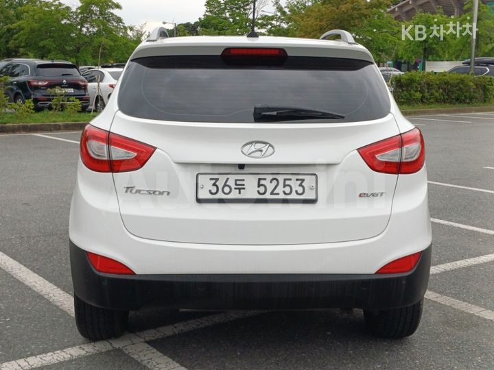 Hyundai Tucson 2014 — 5