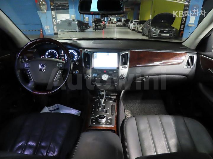 Hyundai Equus 2012 — 5