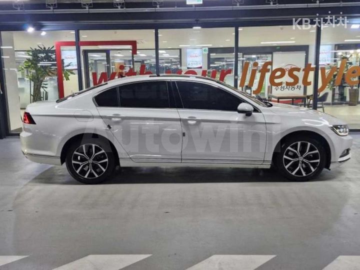 Volkswagen Passat 2018 — 3