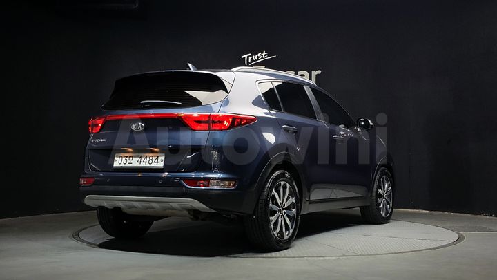 Kia Sportage 2018 — 2