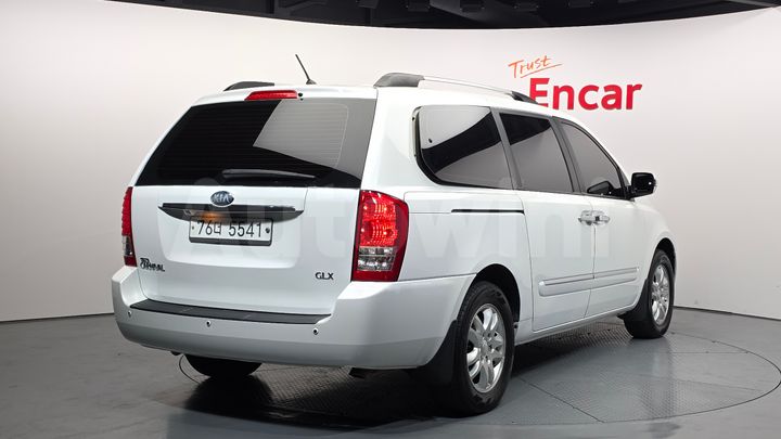 Kia Carnival 2013 — 2