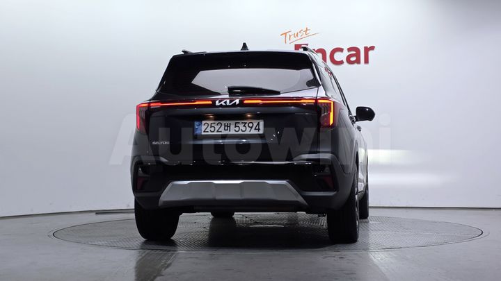 Kia Seltos 2023 — 4