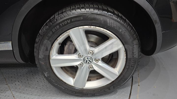 Volkswagen Touareg 2014 — 5