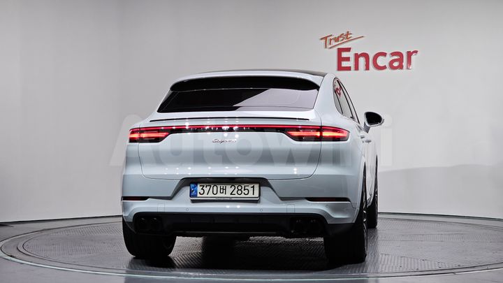 Porsche Cayenne 2021 — 4