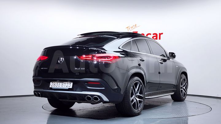 Mercedes Benz GLE Class 2023 — 2