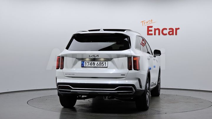 Kia Sorento 2023 — 4