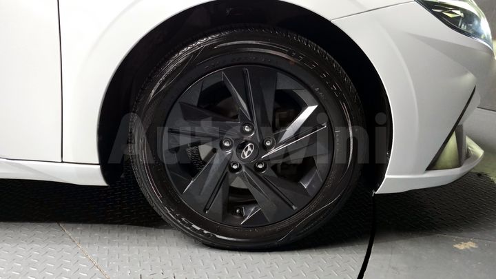 Hyundai Avante 2022 — 4