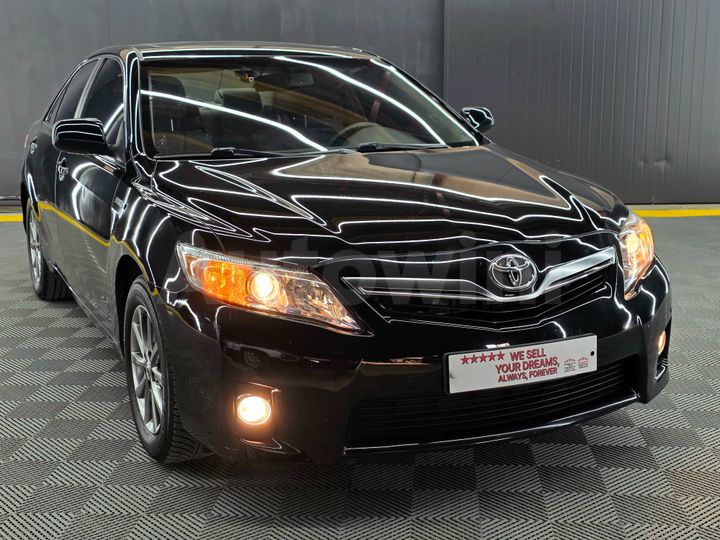 Toyota Camry 2011 — 2