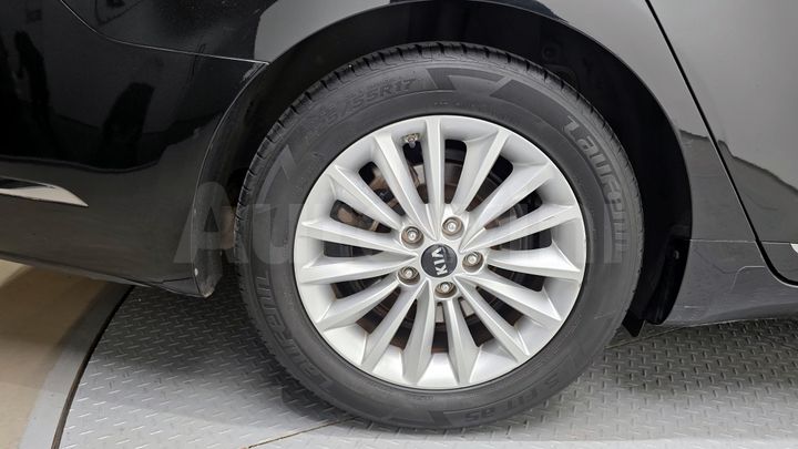 Kia K7 2019 — 5