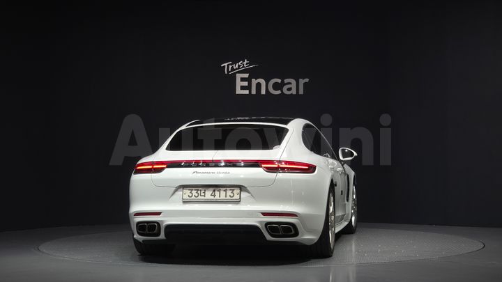 Porsche Panamera 2018 — 4