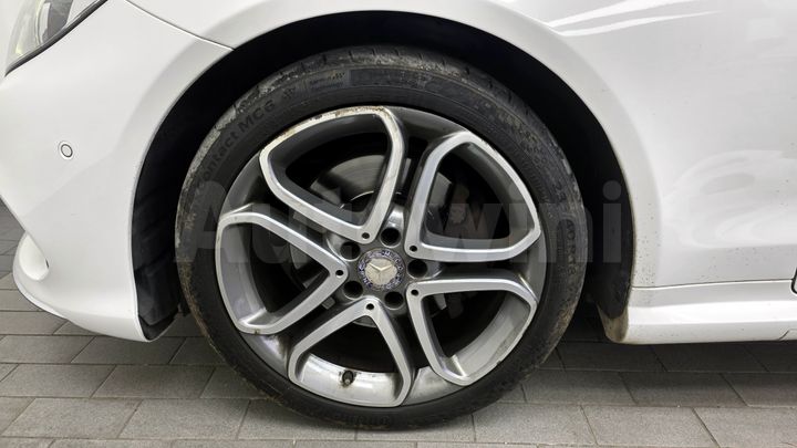 Mercedes-Benz E Class 2014 — 5
