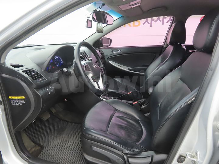 Hyundai Accent 2014 — 5