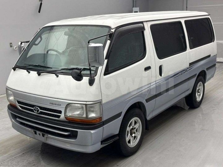 Toyota Hiace 2002 — 5