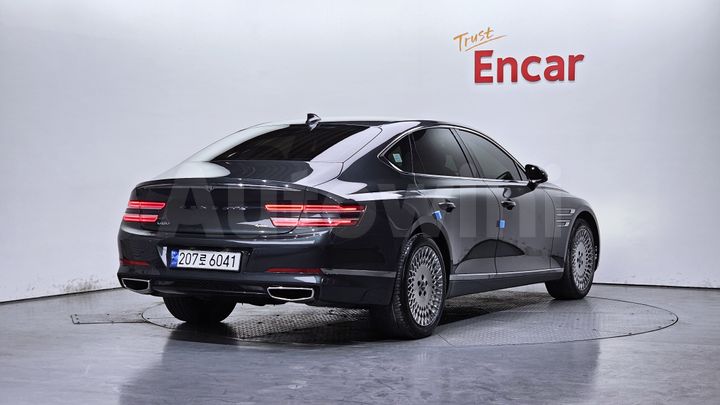 Genesis G80 2021 — 2