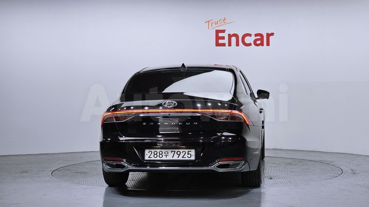 Hyundai Grandeur 2022 — 4