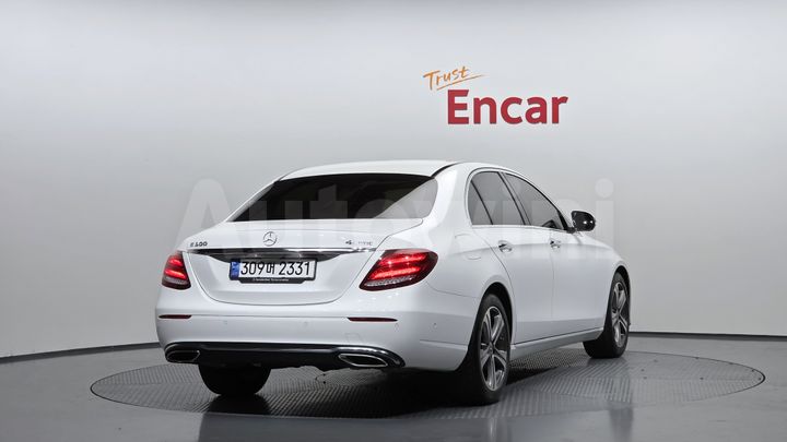 Mercedes Benz E Class 2018 — 2