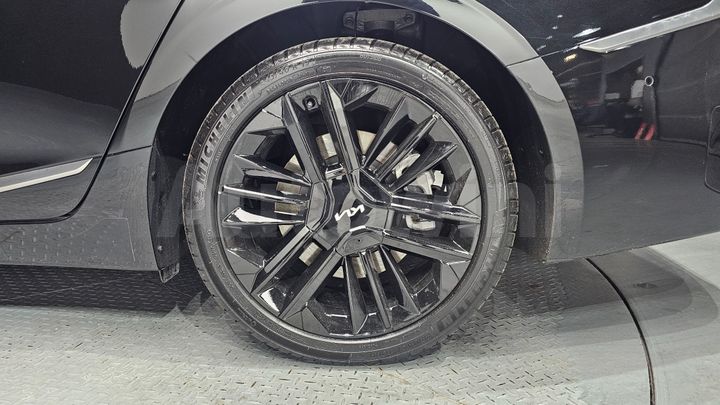 Kia K8 2025 — 5