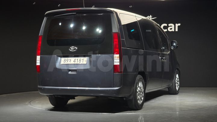 Hyundai Staria 2022 — 2