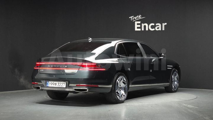 Genesis G90 2024 — 2