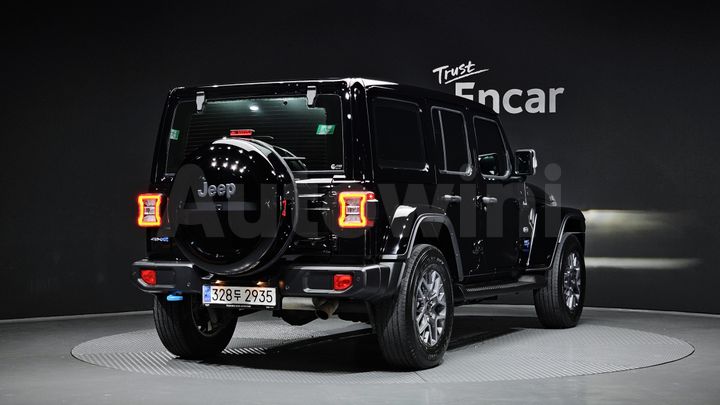 Jeep Wrangler 2022 — 2