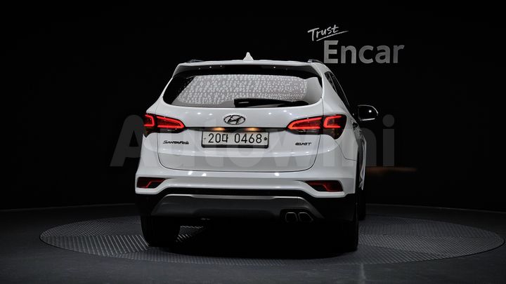 Hyundai SantaFe 2016 — 4