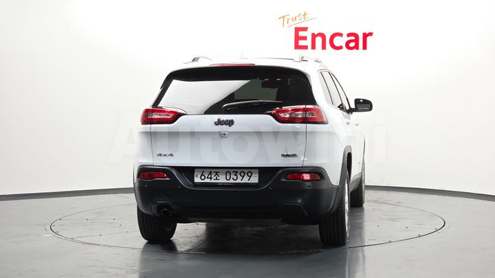 Jeep Cherokee 2016 — 4